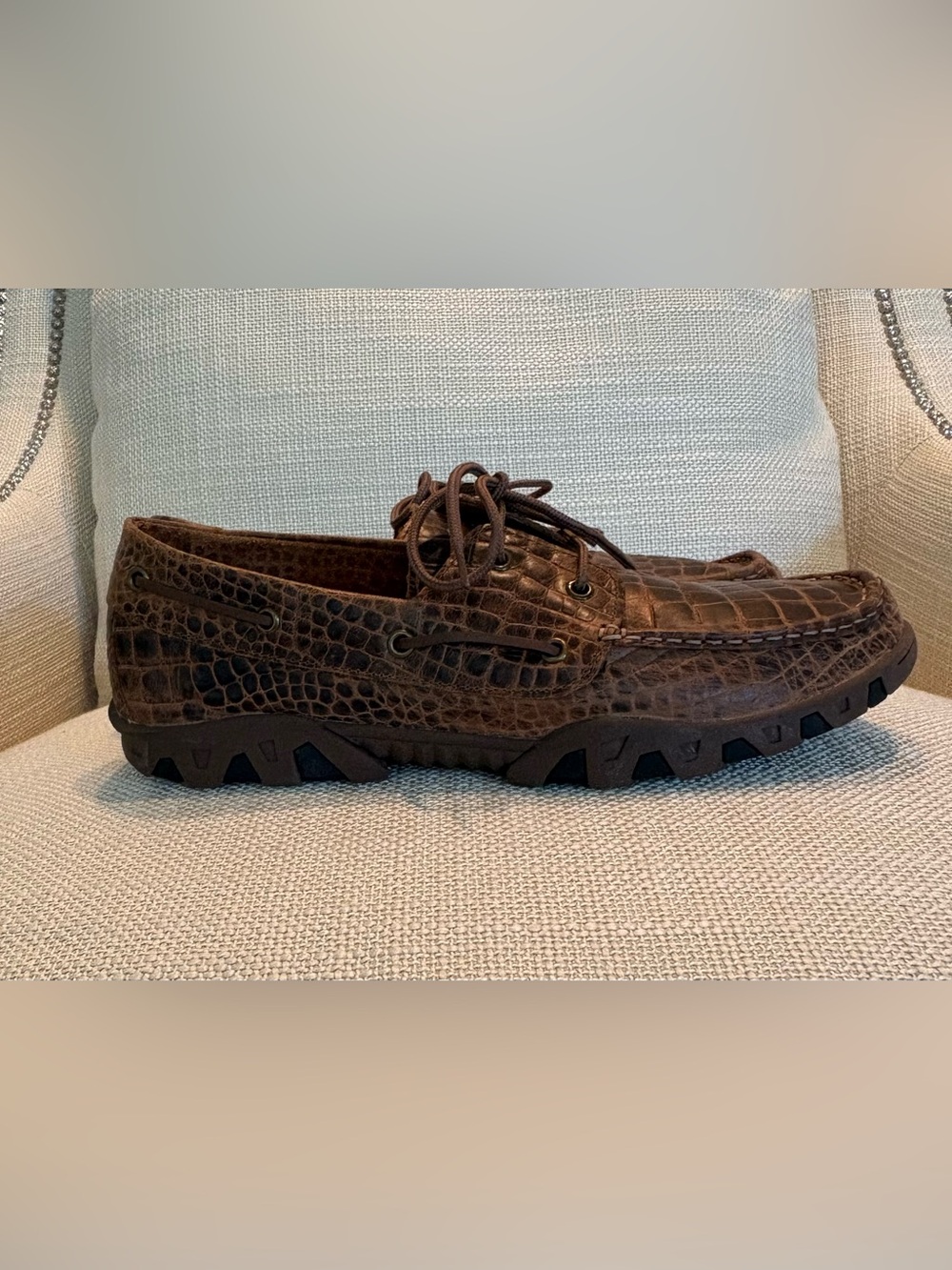 Ferrini Men’s Brown Leather Croc Embossed with Tie Boat Shoes Size 10